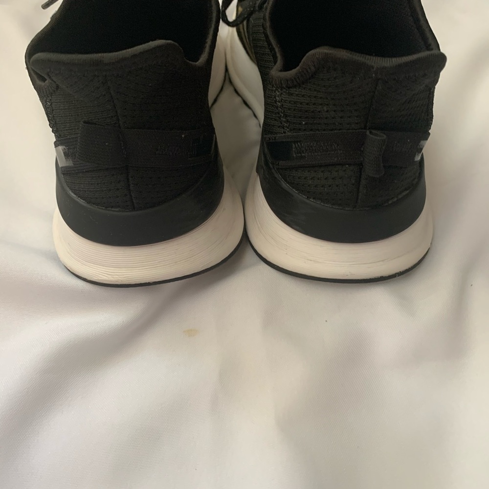 Adidas Originals U Phat Run Size 8.5 mens Color black/Gold/silver Style FW2323 - Picture 11 of 11